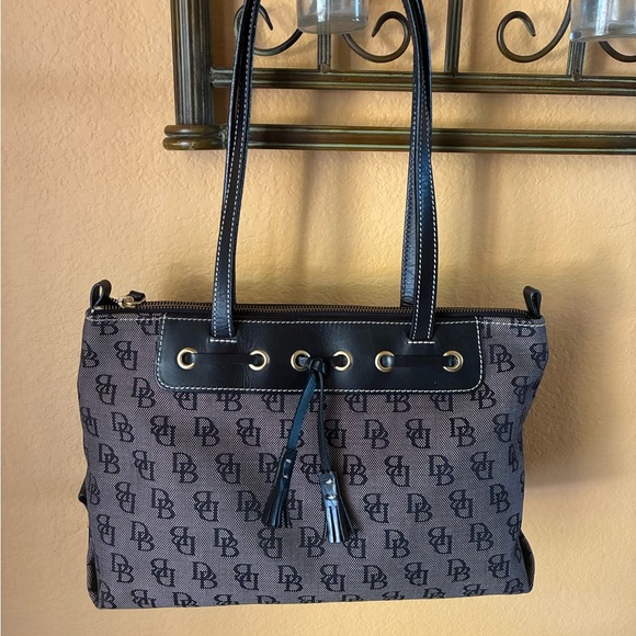 New Authentic Vintage Dooney & Bourke Handbag